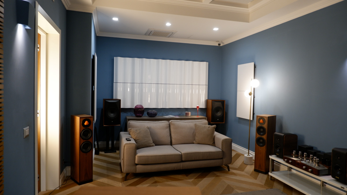 Sala Stereo / Tito
